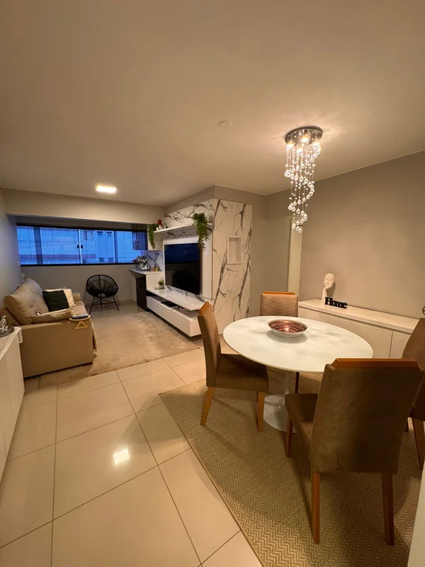 Grande oportunidade! 3 quartos Por R$ 674.000 Rua 08 Sul — região estratégica, c...