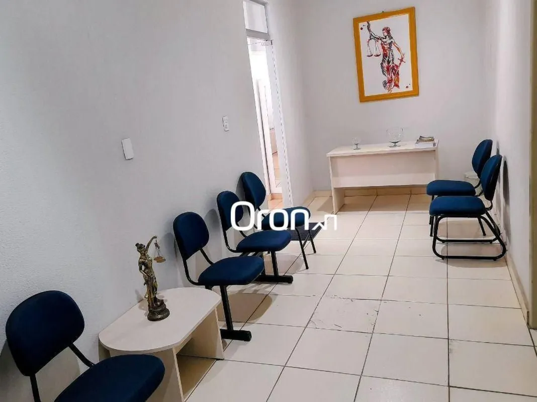 CÓDIGO DO IMÓVEL: SA0409LOCALIZAÇÃO:Em ótima localização, à poucos minutos do Pa...