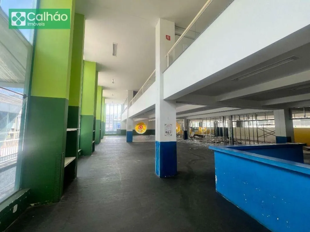 Lojão de 465 m² para Aluguel na Asa NorteAmplo espaço para o seu negócio prosper...