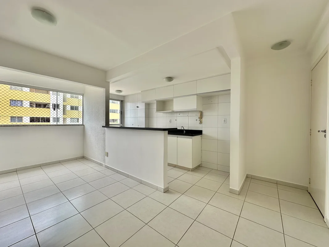 Localização espetacular! Exatamente à uma quadra do Parque Cascavel e em frente ...