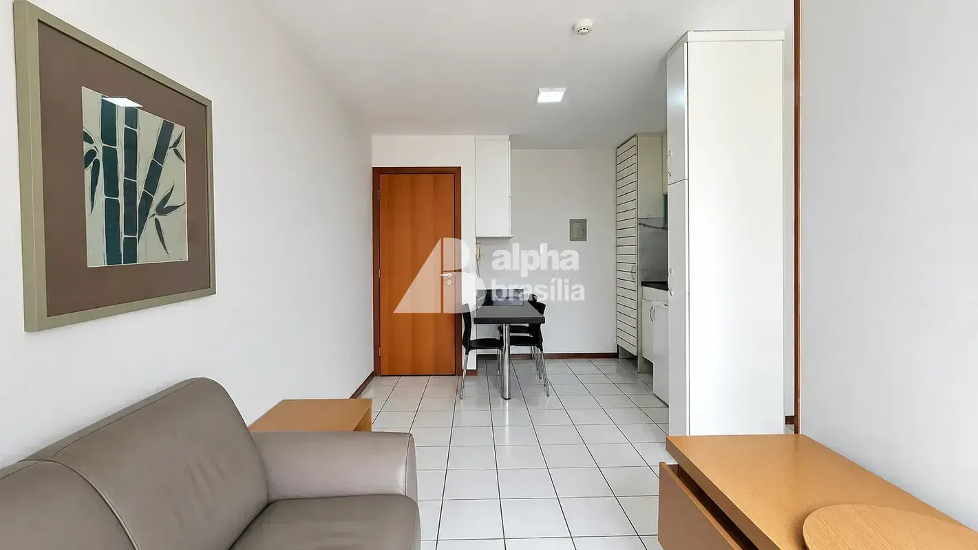 Pronta para morar!Sala com sofá e rack para computadorQuarto com cama de casal (...