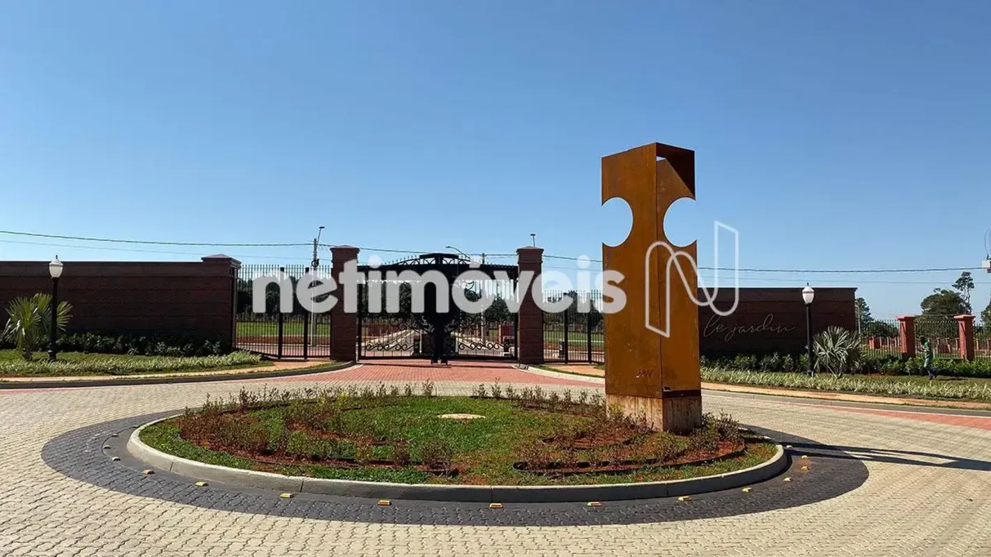 Le Jardin II — Lote de 401,65m² em Condomínio de Alto PadrãoApresentamos uma exc...