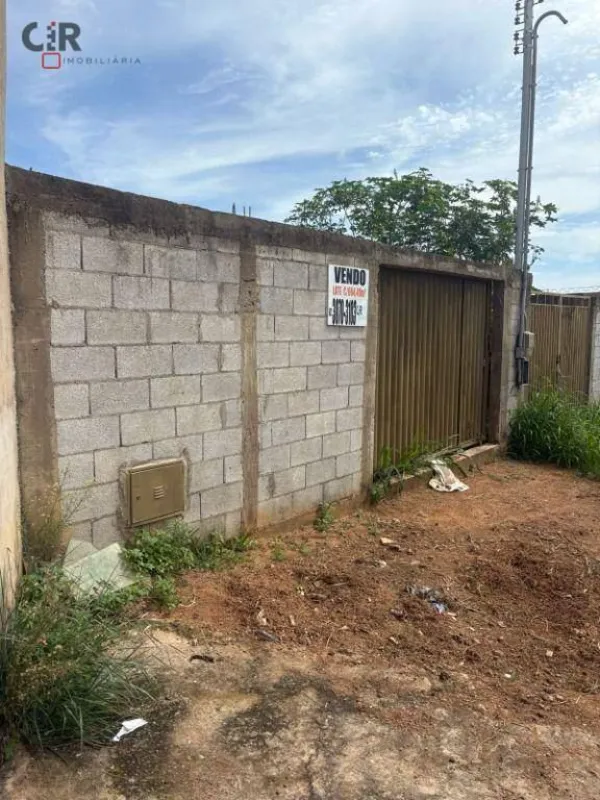 Terreno à venda no Porto das Pedras 664,49 m² | Totalmente MuradoExcelente terre...