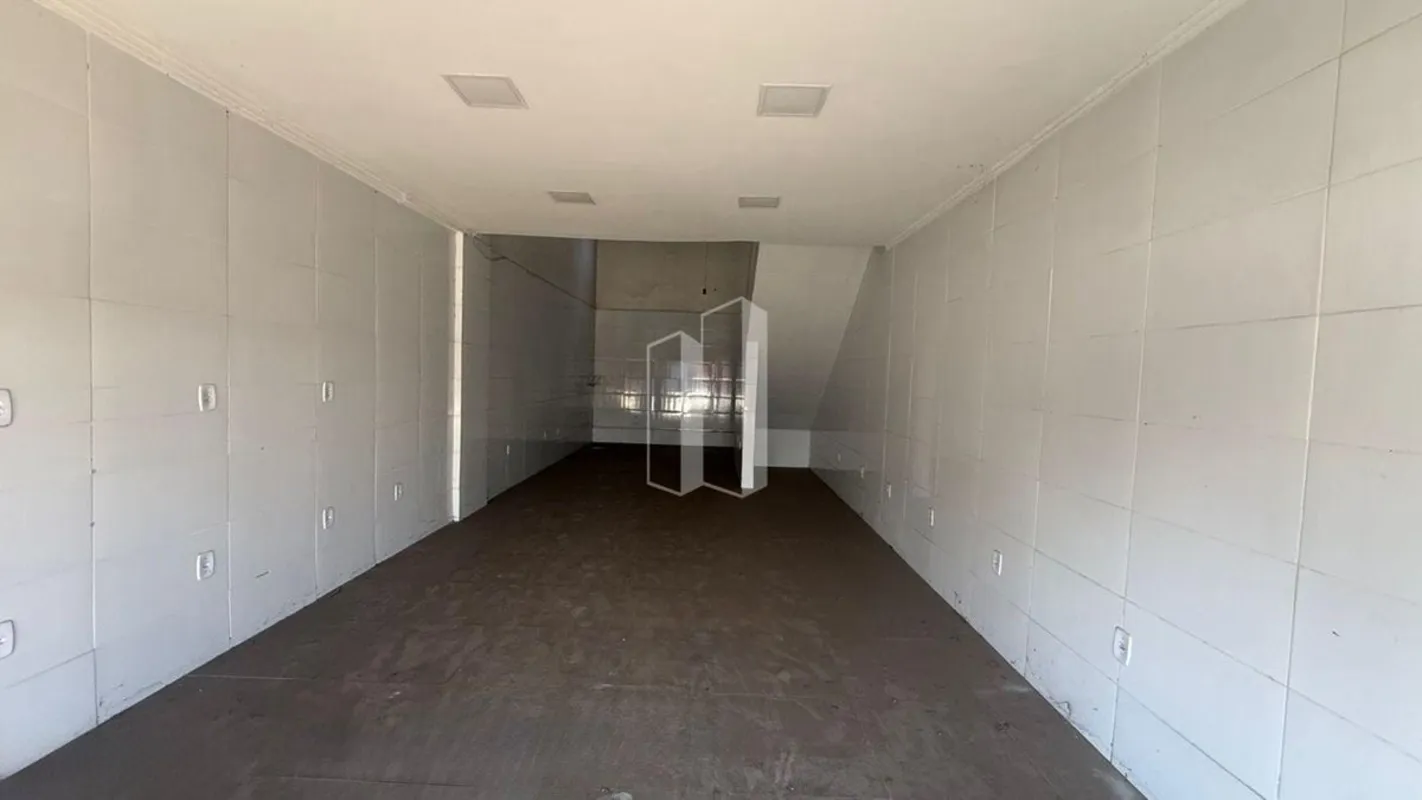  SALA COMERCIAL - SETOR BUENO Sala Comercial  Área Construída 54,81m² 1 Banheiro...