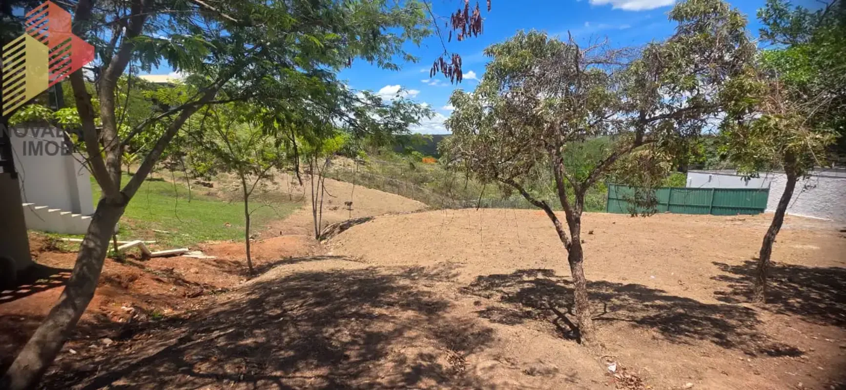 Lote diferenciado no Condomínio Solar da Serra – ampla metragem de 1.644,73 m² c...