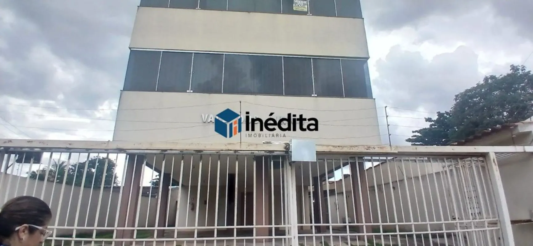 LOCALIZAÇÃO:Apartamento duplex localizado no Jardim América, uma das regiões mai...