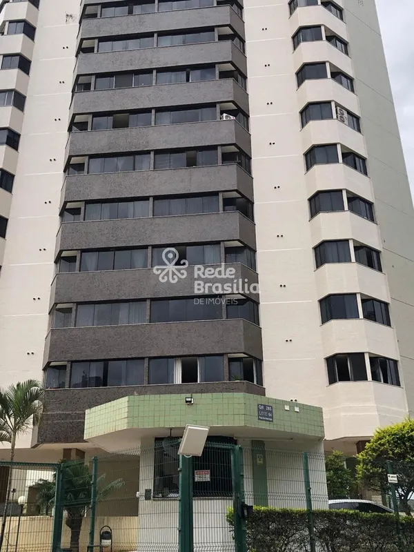 Apartamento AmploSala em 2 ambientes3 Quartos sendo 1 suíteArmários PlanejadosDC...