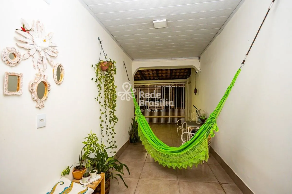 QE 42 | Casa Térrea - GuaráCasa térrea bem distribuída, com 139m², projetada par...