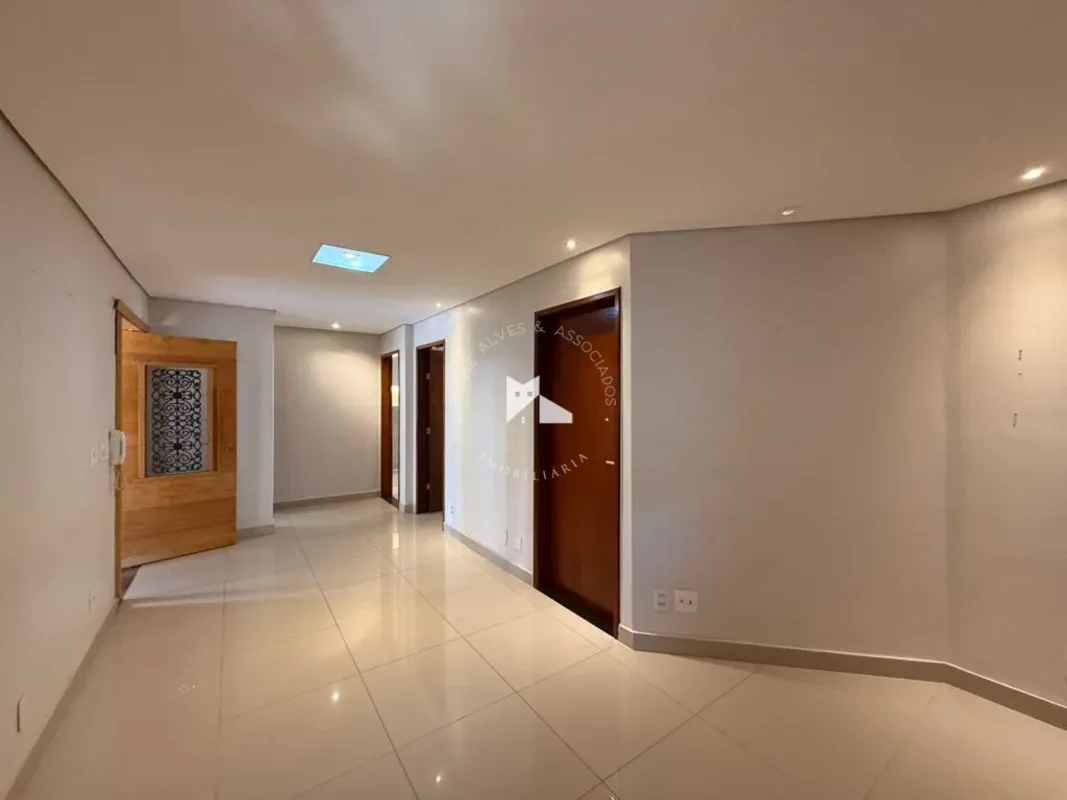 Casa à Venda no Solar de Brasília II!Se você busca conforto, praticidade e lazer...