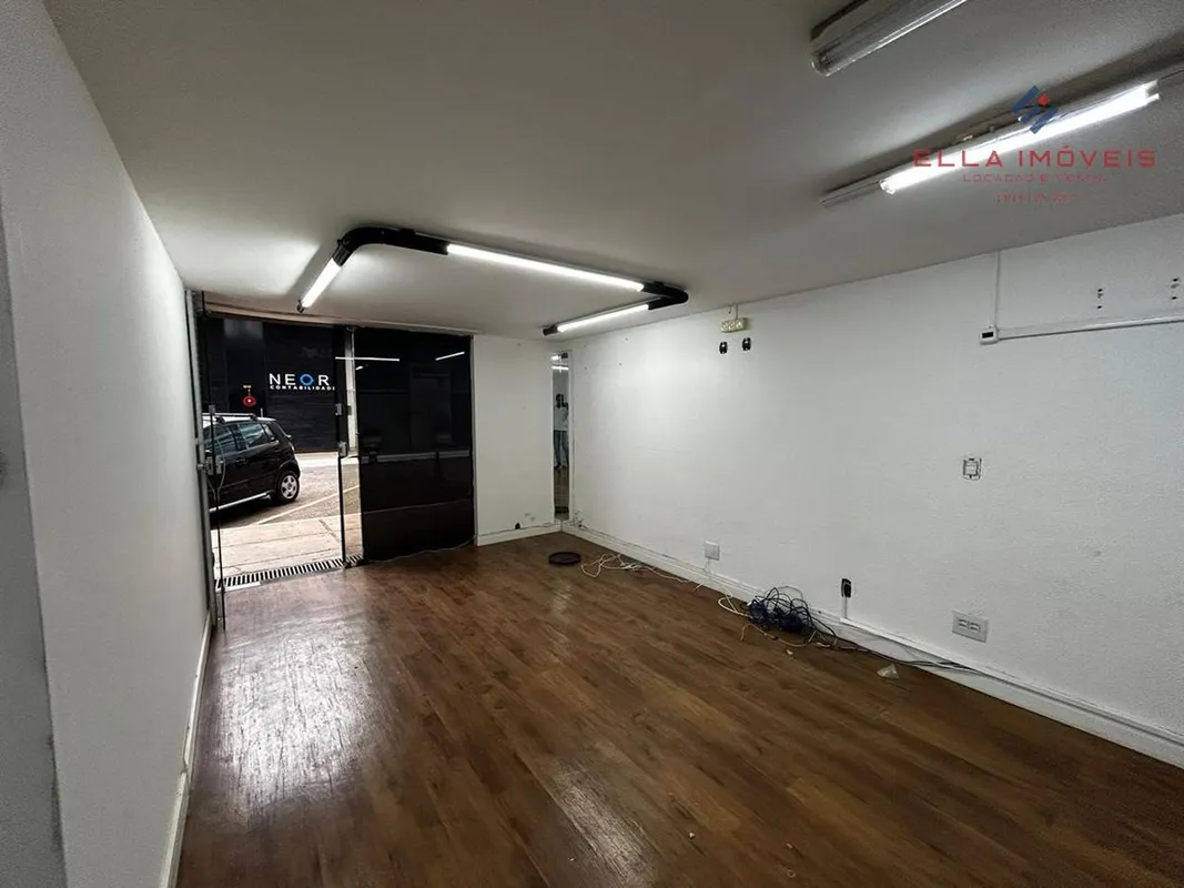 __________ELLA IMÓVEIS ALUGA! __________ÓTIMA LOJA NA GALERIA DO HOTEL NACIONAL!...