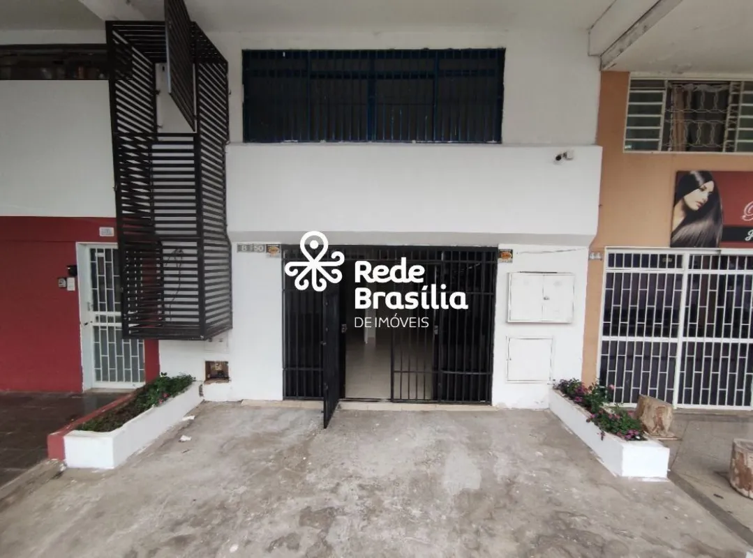 SCLRN 710 ENT. 50 BLOCO B LOJA 50 DESTAQUES: Excelente localização, com grandes ...