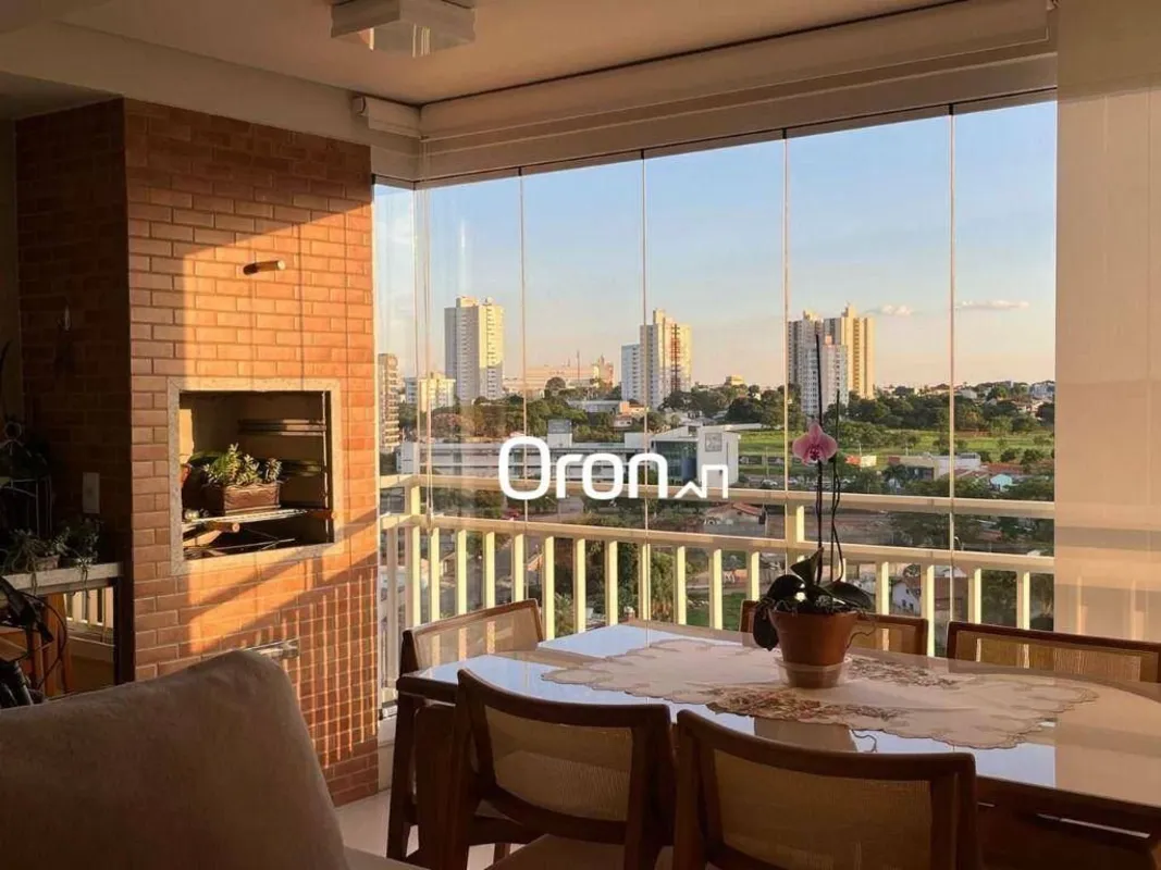 CÓDIGO DO IMÓVEL: AP7062LOCALIZAÇÃO:Em excelente localização, à poucos minutos d...