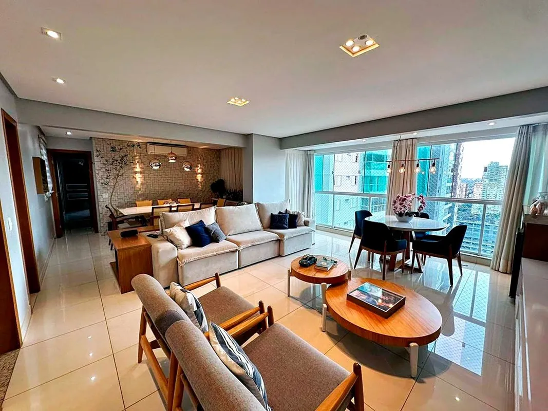 Apartamento mobiliado, com excelente aproveitamento de espaço e planta versátil....