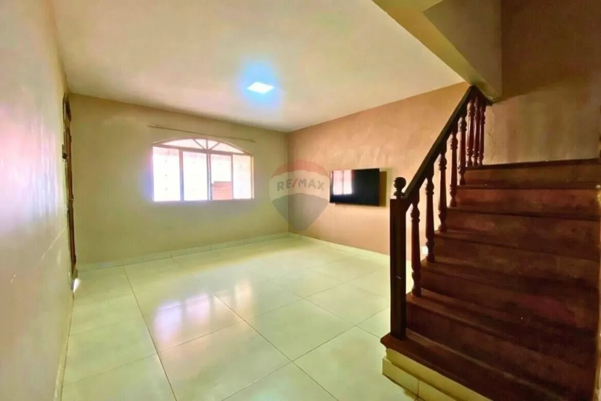 SOBRADO M. NORTE - QMN 36 .........................................................