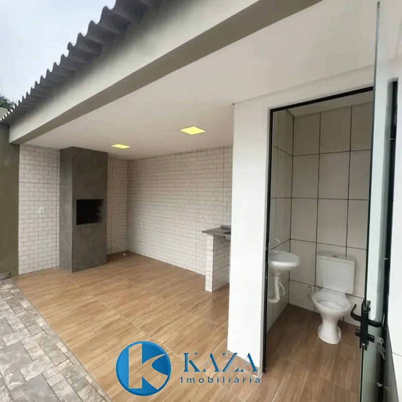 Você está procurando uma casa espaçosa, confortável e segura para sua família? E...