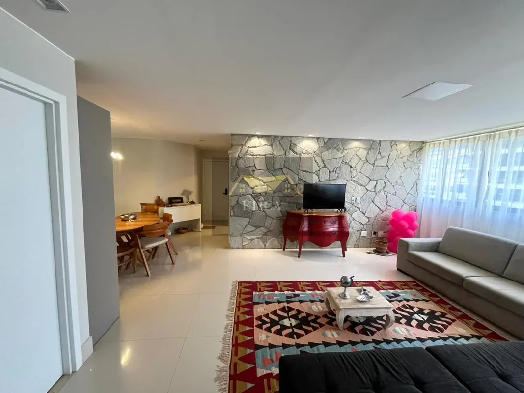  VENDO APTO MODERNO, PLANEJADO, COM REFORMA ATUAL, NO BAIRRO NOROESTE BRASÍLIA.O...