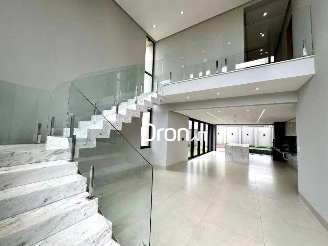 CÓDIGO DO IMÓVEL: SO0973LOCALIZAÇÃO:Região de condomínios de alto padrão, vizinh...