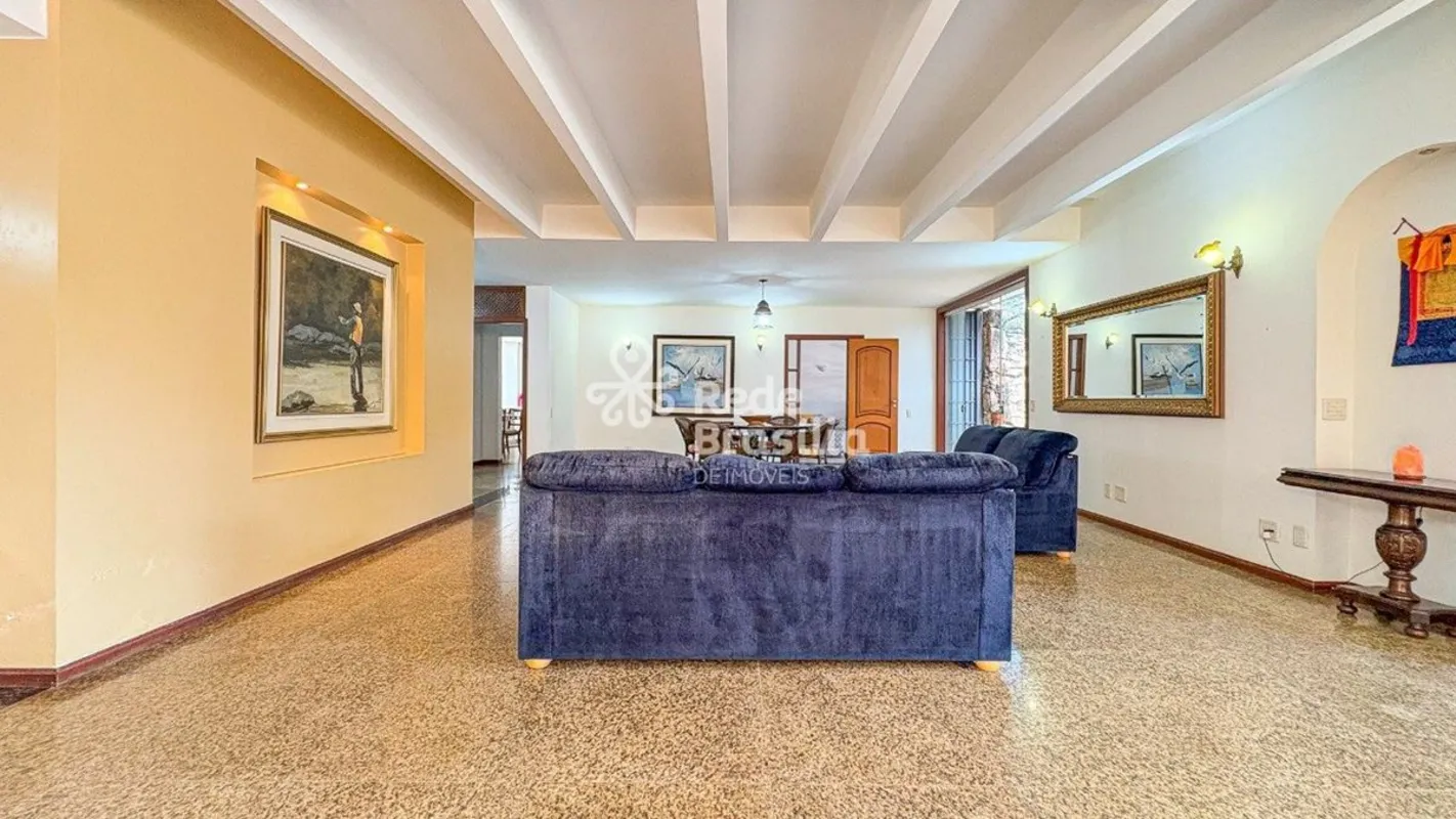 SHIS QI 7, Lago Sul, Brasília, DFPara quem conhece Brasília, sabe que o Lago Sul...