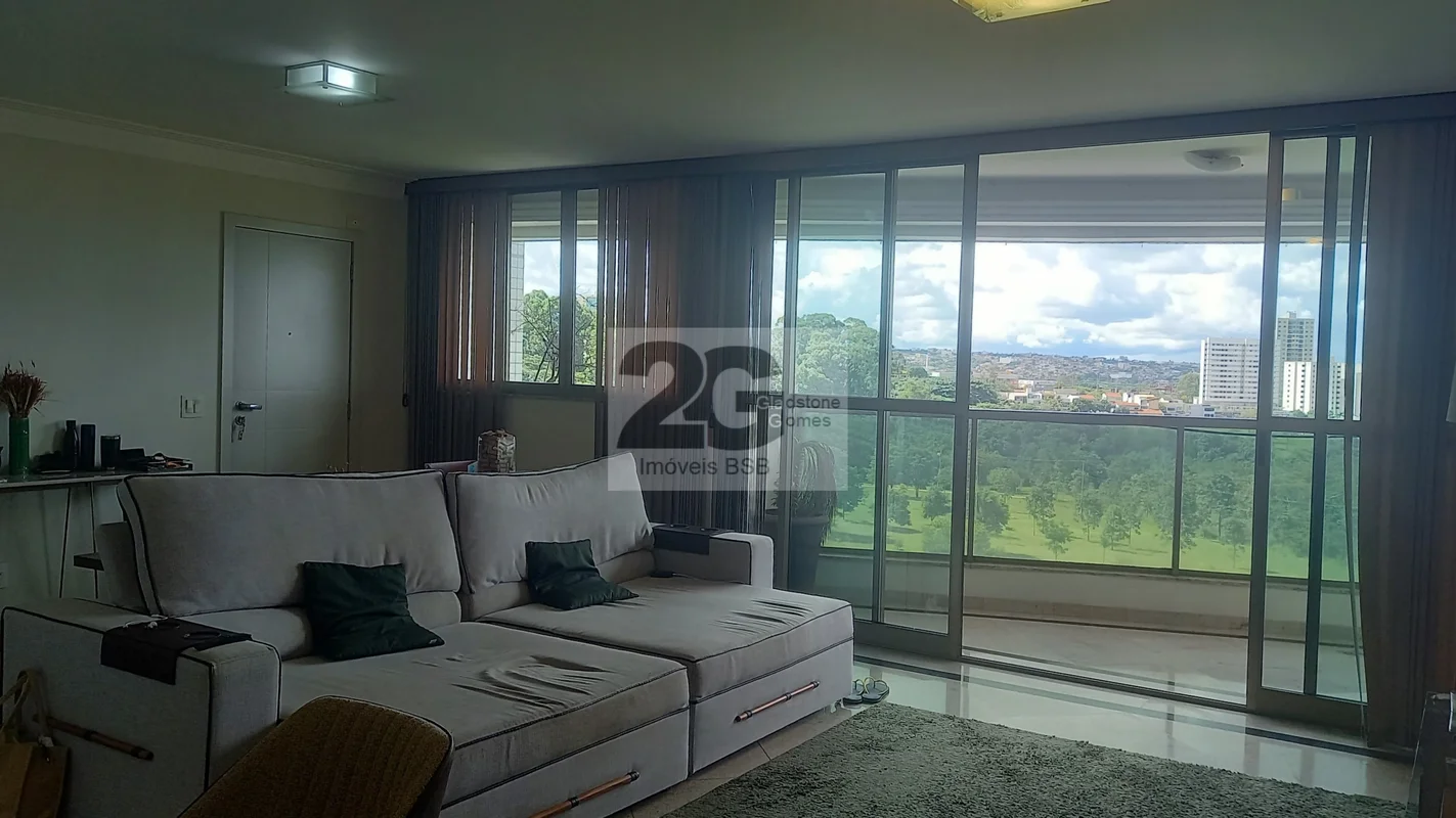 AMPLO APARTAMENTO DE 4 QUARTOS SENDO 03 SUÍTES E 01 QUARTO ESCRITÓRIO, SALA AMPL...