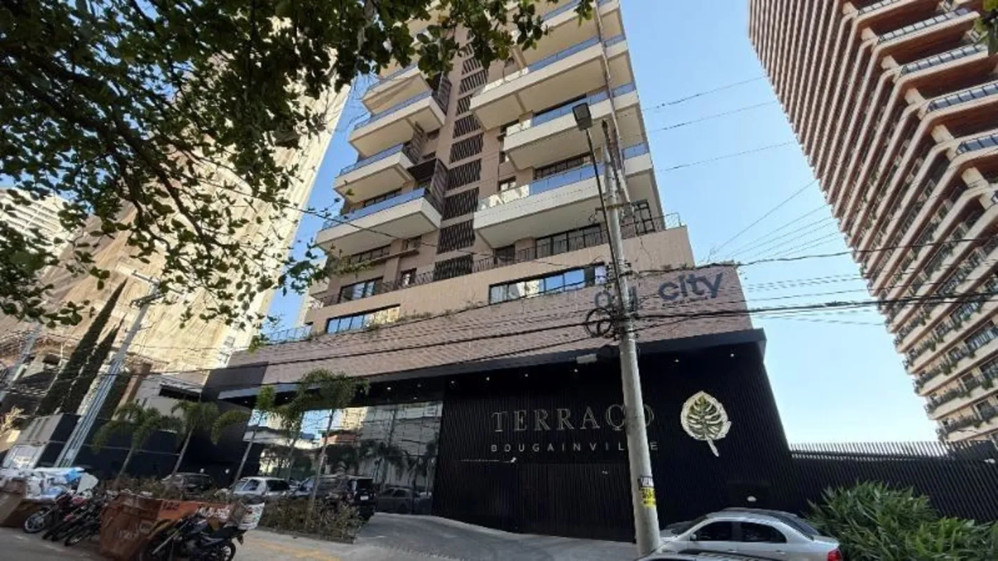 HENRIQUE: 9 8 1 9 8-4 2 4 0 (whatsapp) Excelente Apartamento andar alto na Rua 1...