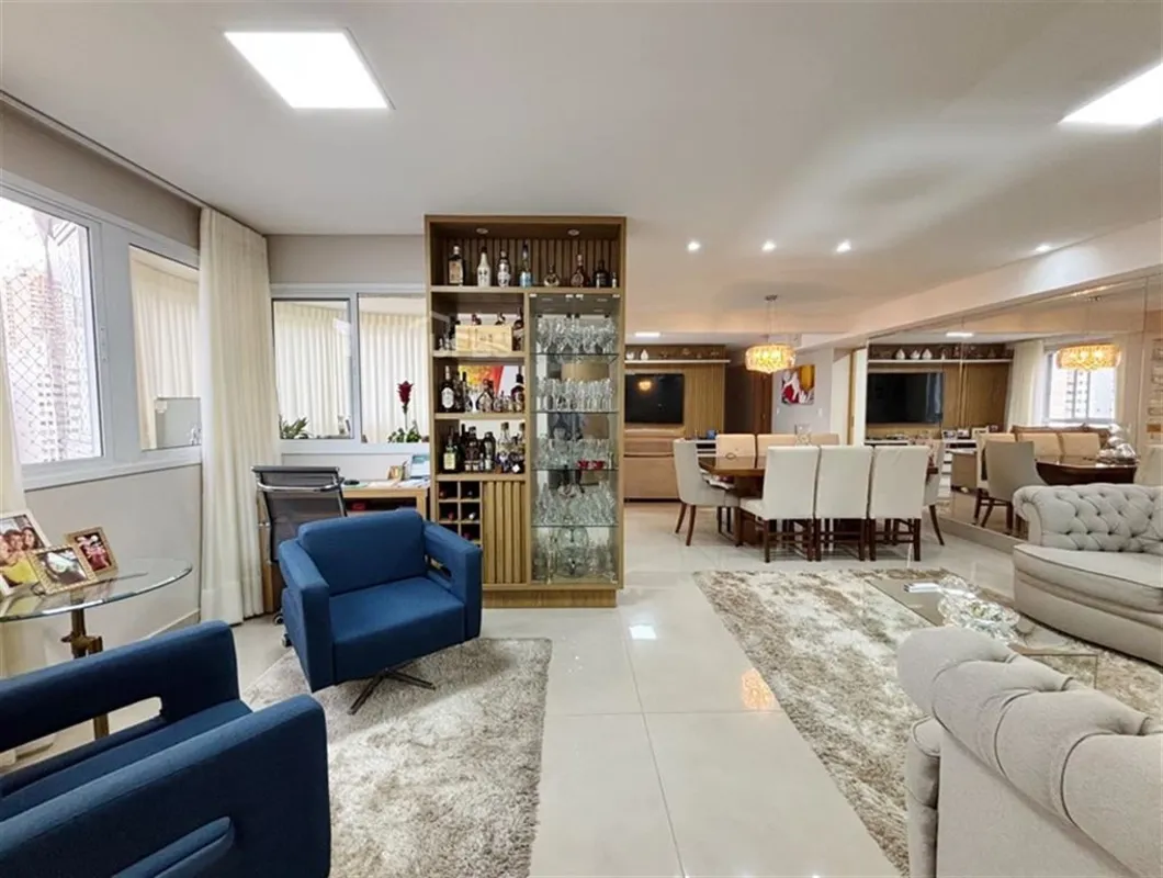 COD U-0028904 - Apartamento no Maison BuenoExcelente apartamento à venda no Mais...