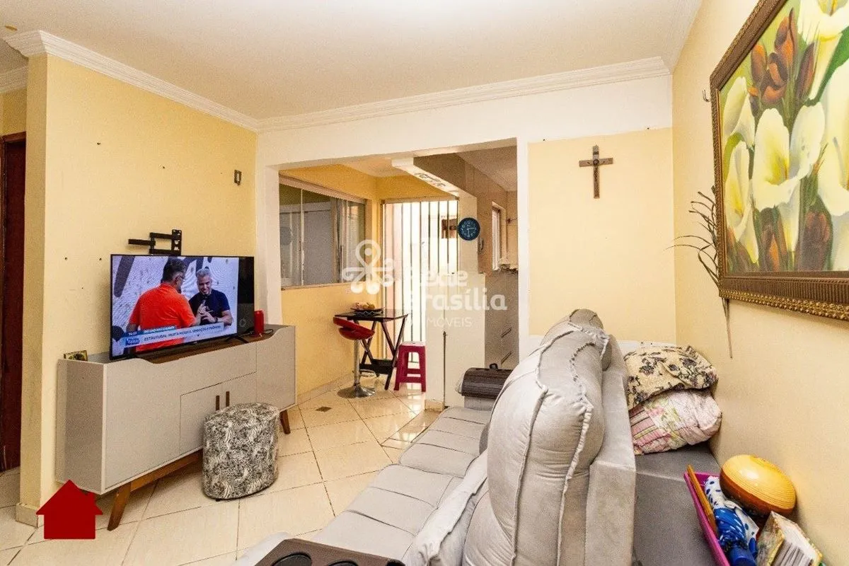 CNB 11 - Ed. San Francisco - TaguatingaExcelente apartamento composto por sala, ...