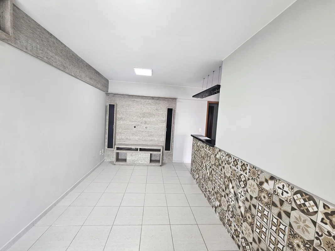 Excelente oportunidade no coração de Samambaia Sul! Este apartamento de 2 quarto...