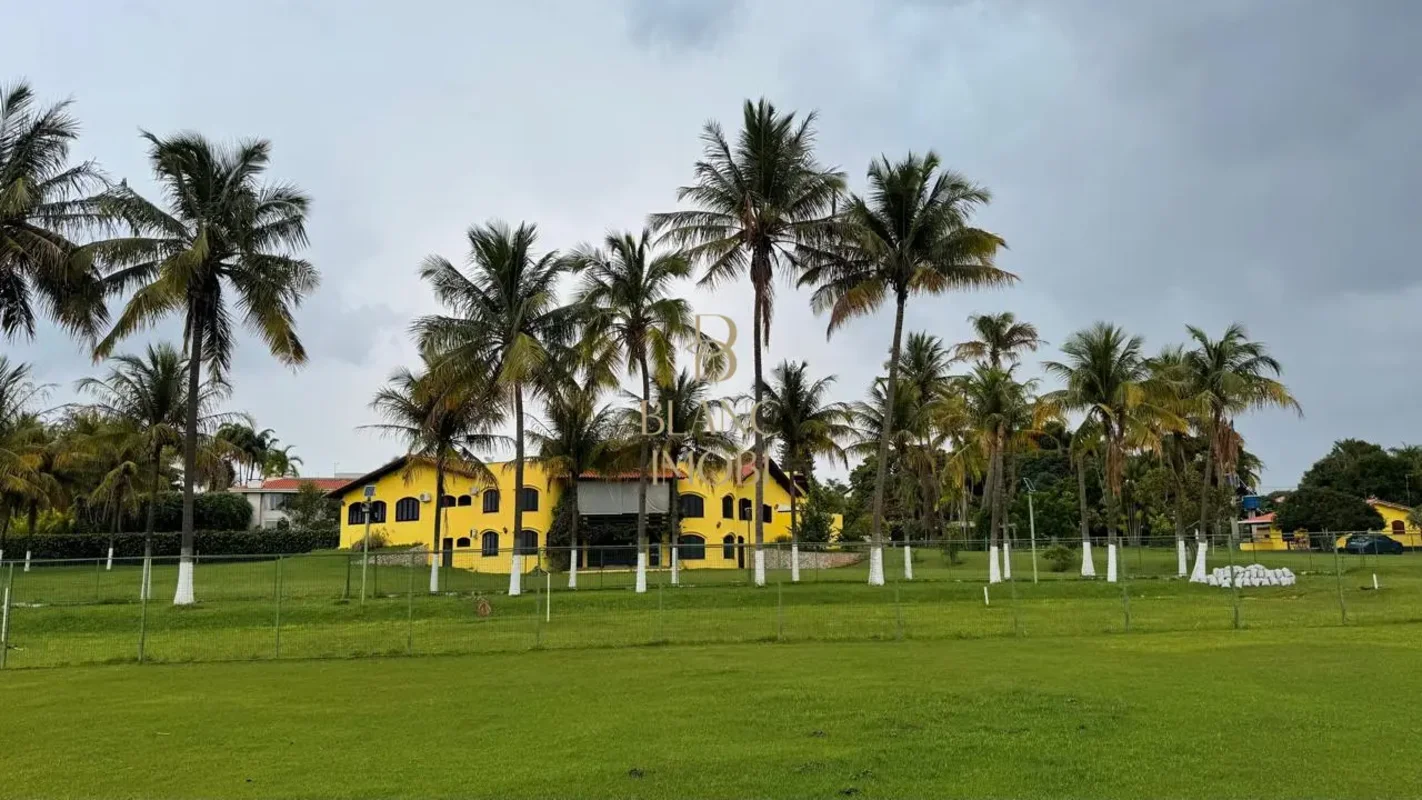 PONTA DE PICOLÉ EXCLUSIVA À BEIRA DO LAGO – QL 9 | LAGO NORTEUma propriedade sim...