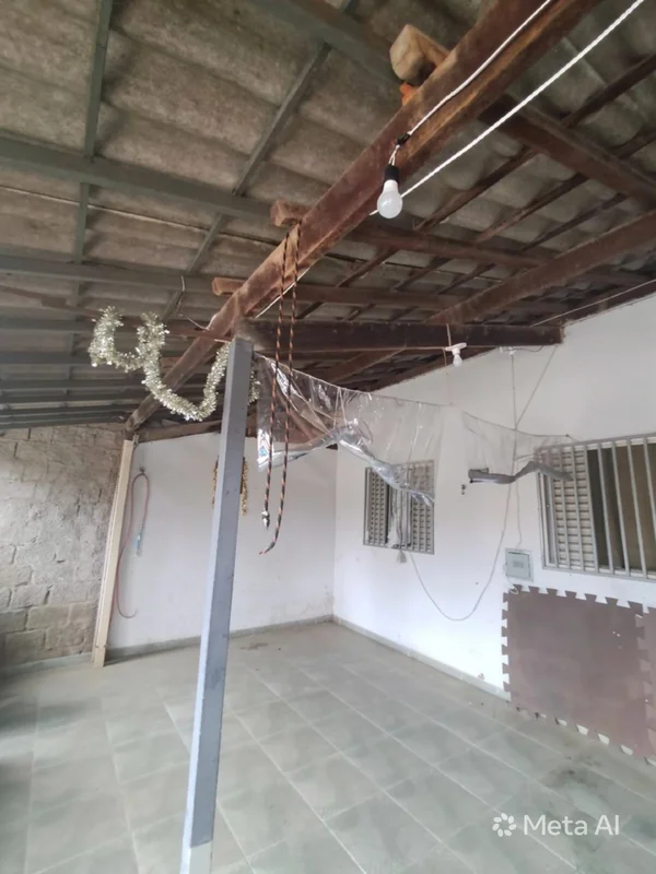 CASA 2QTS SENDO UMA SUITE, SALA, BANHEIRO SOCIAL, COZINHA, ÁREA DE SERVIÇO, GARA...