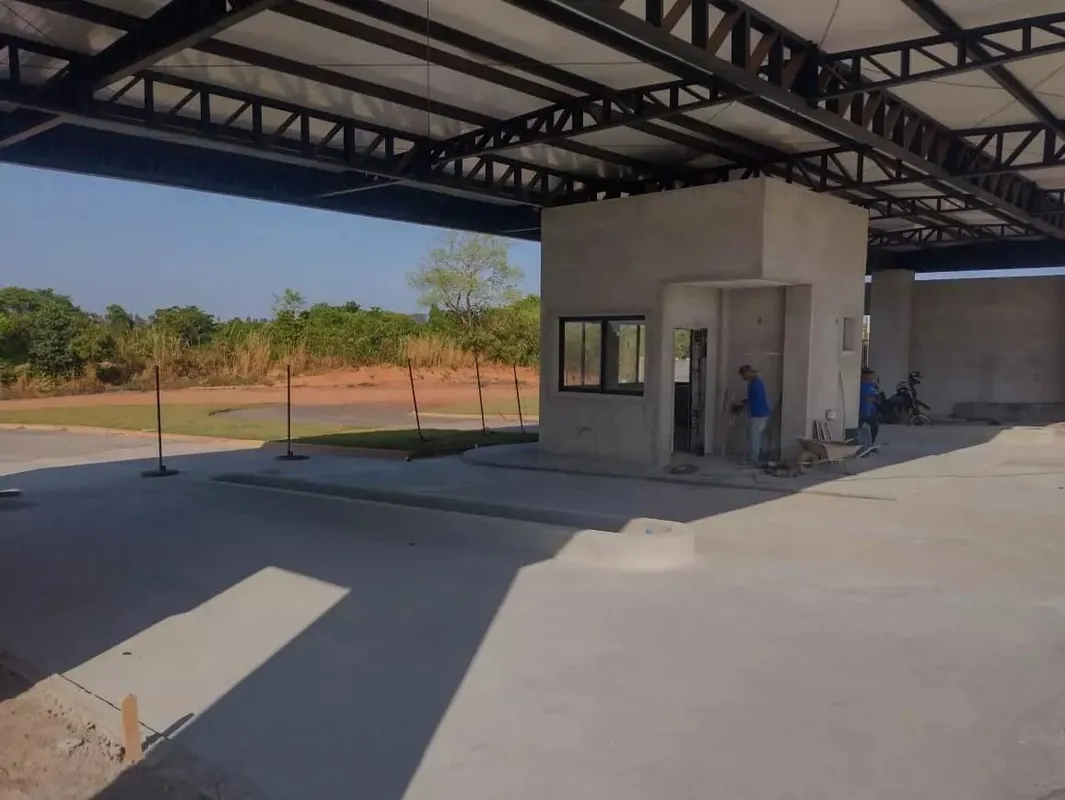LOTE À VENDA NO VILLA ROMANA – SENADOR CANEDO/GO Valor: R$ 435.000,00Se você bus...