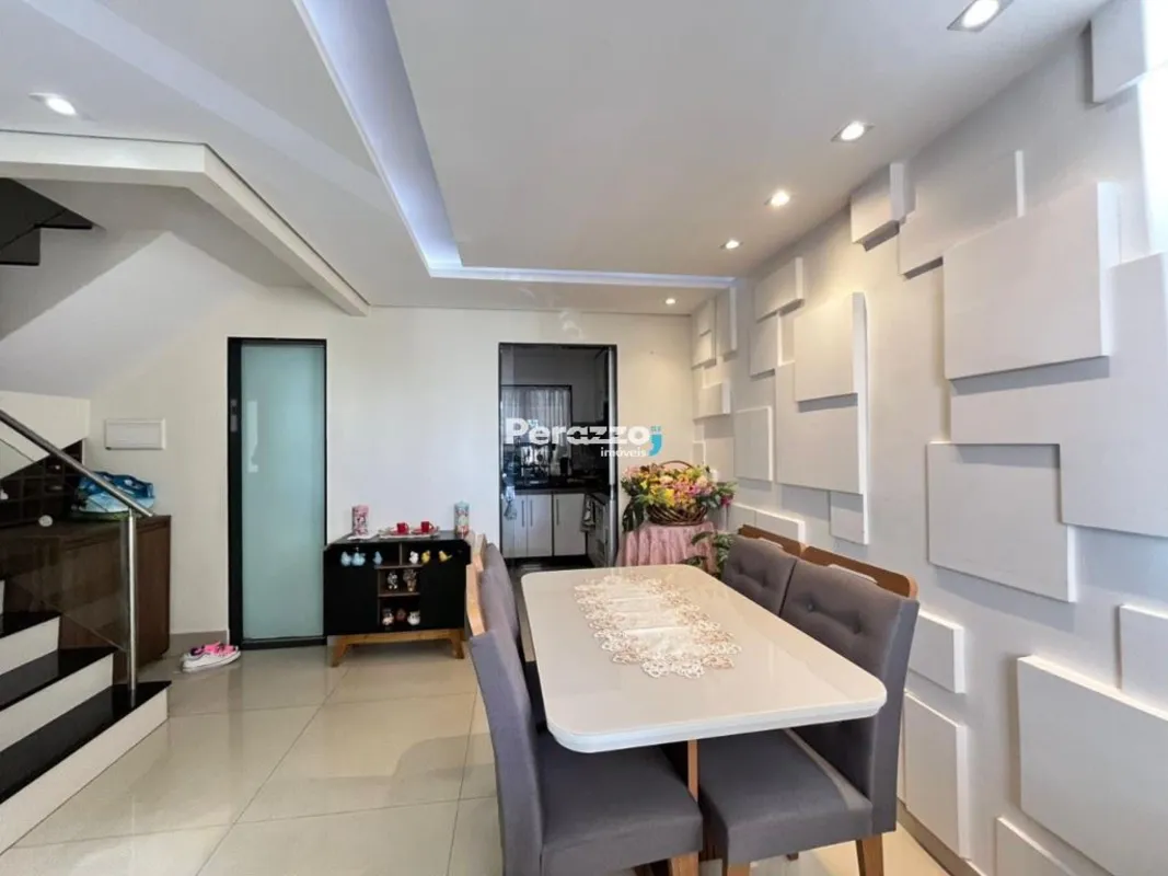 Excelente Casa de 3 quartos na QC 08 - Jardins Mangueiral Por R$630.000,00O Cond...