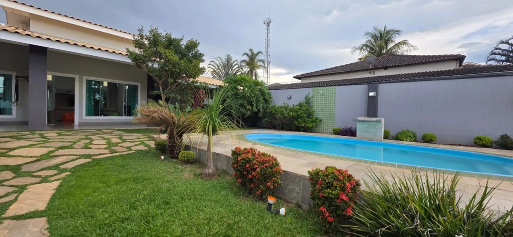 LEÕES DA CORRETAGEM VENDE O IMÓVEL QUE VOCÊ PROCURAVICENTE PIRES RUA 12 3 SUÍTES...