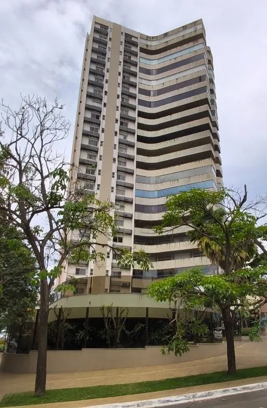 HENRIQUE: 9 8 1 9 8-4 2 4 0 (whatsapp) Amplo Apartamento na Av. B, Ed. Champs El...