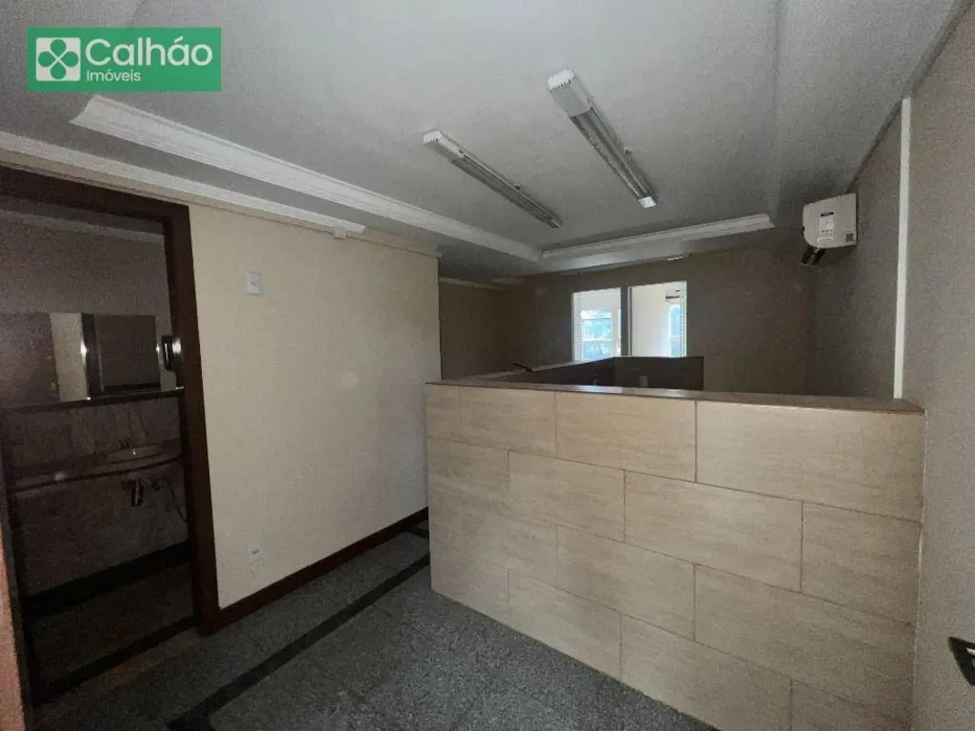 Está procurando por uma sala comercial moderna e bem localizada em Brasília? Tem...