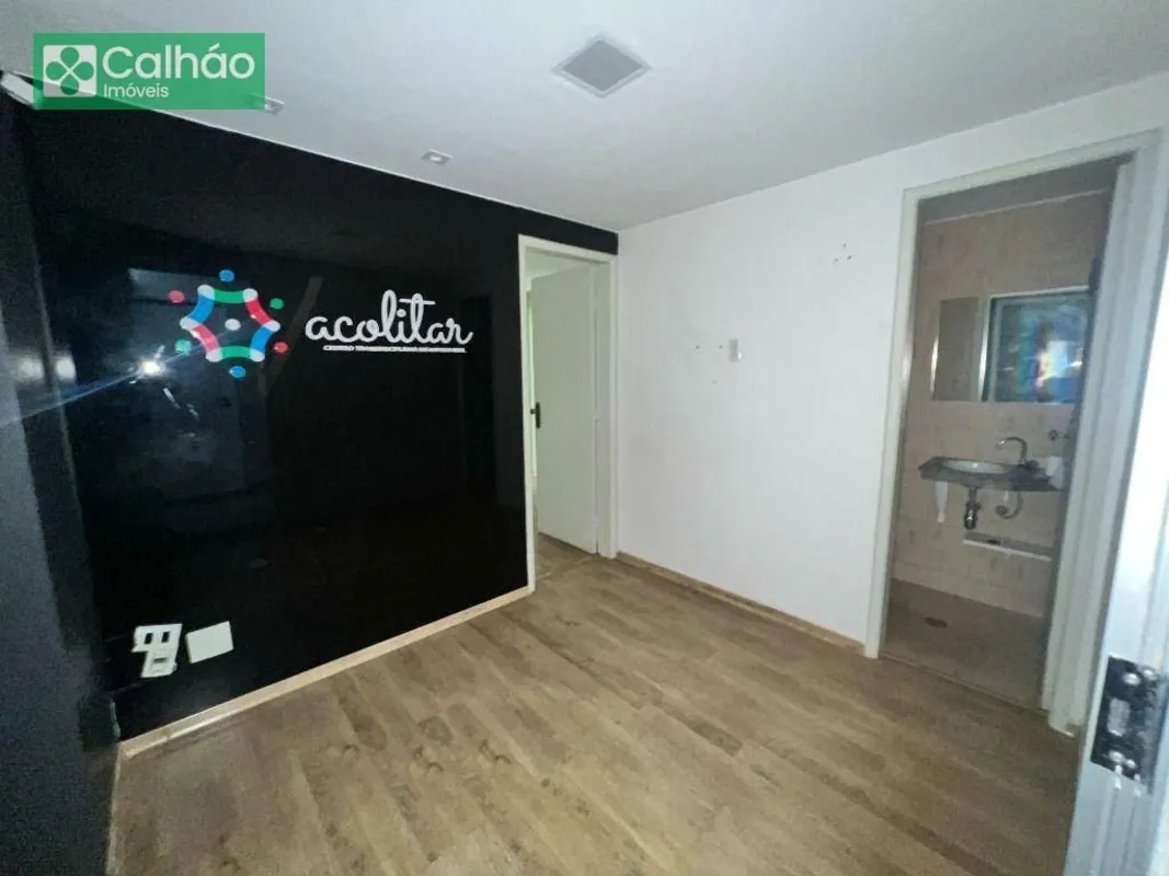 Está procurando por uma sala comercial moderna e bem localizada em Brasília? Tem...