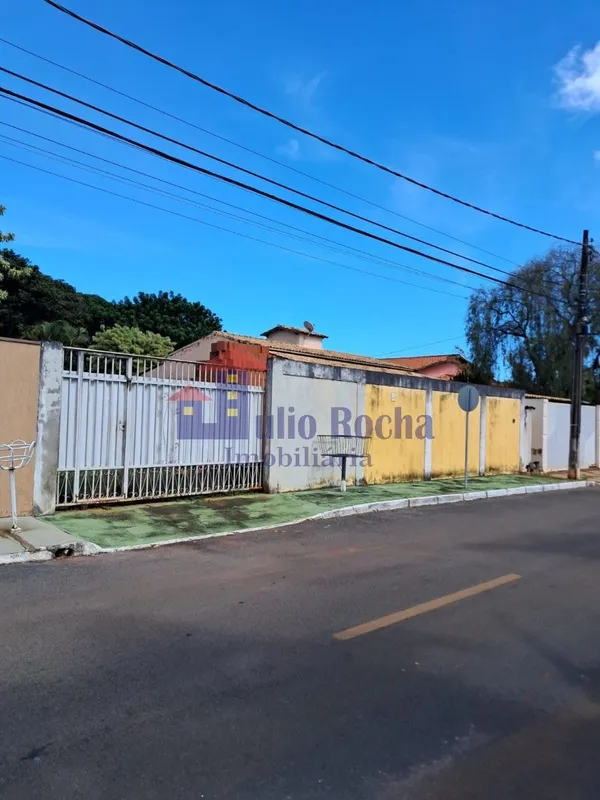 JULIO ROCHA IMOBILIÁRIA VENDE!CASA NO CONDOMÍNIO ESTÂNCIA JARDIM BOTÂNICO com ár...