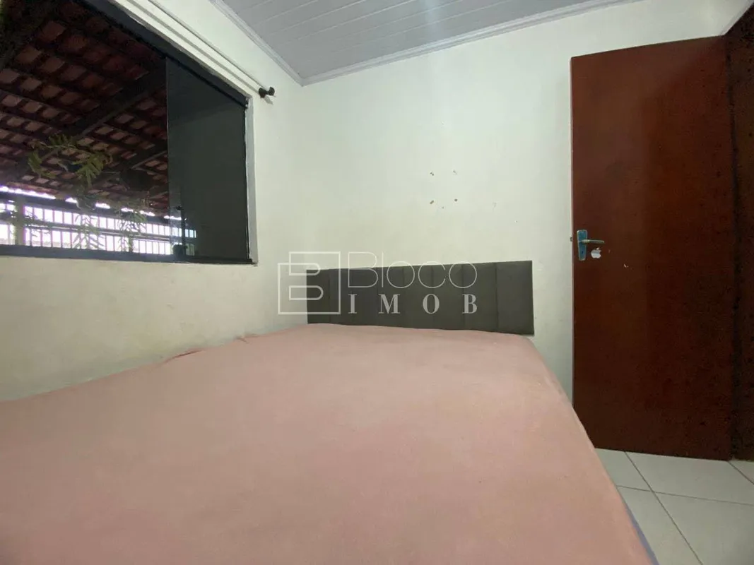 VENDOCasa com 3 quartos sendo 1 suíte na QR 206 de Samambaia NorteCasa composta ...