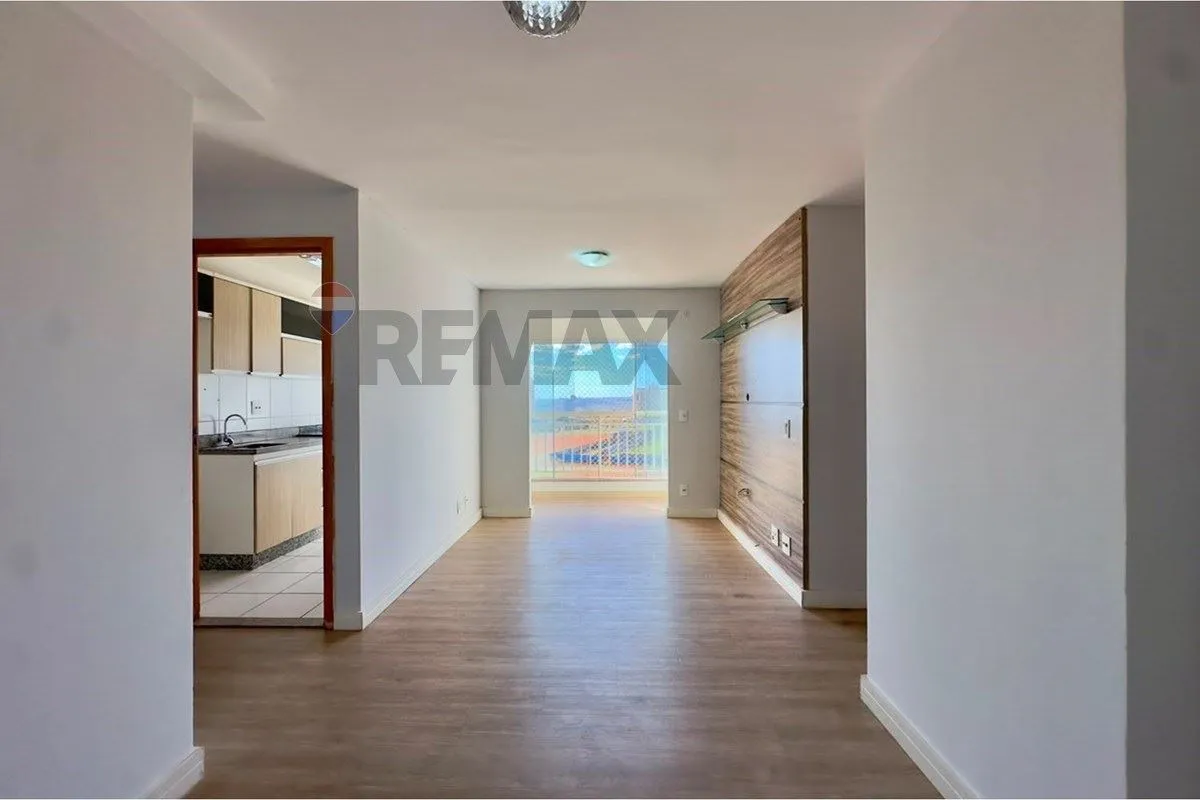Apartamento de 3 quartos à venda no Residencial Via Tropical, Q 301, em Samambai...