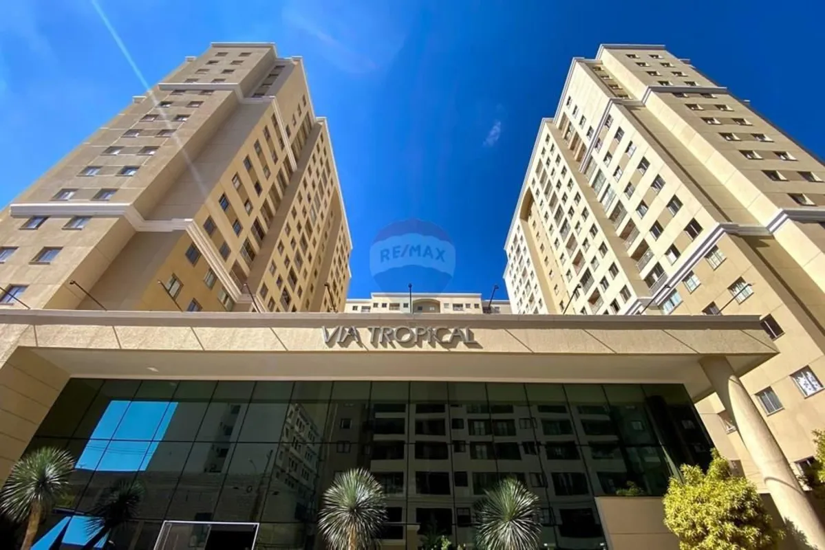 Apartamento de 3 quartos à venda no Residencial Via Tropical, Q 301, em Samambai...