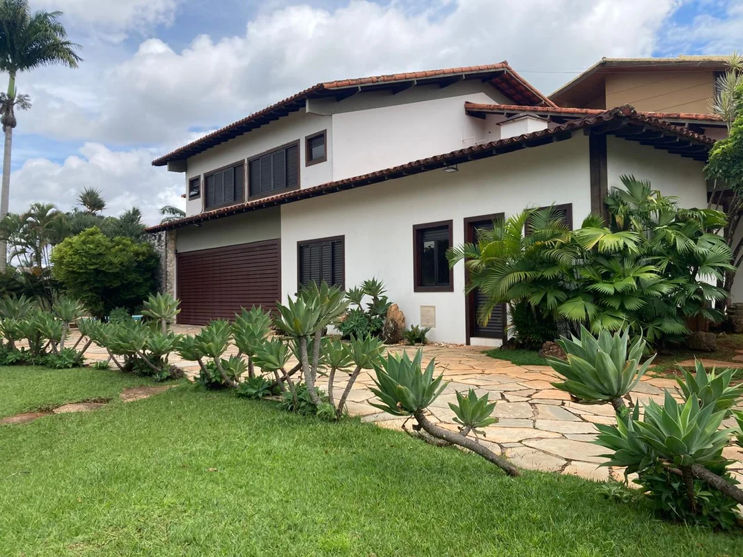 O Ápice da Sofisticação em Brasília: Residência de Alto Luxo na QI 25Viver na QI...