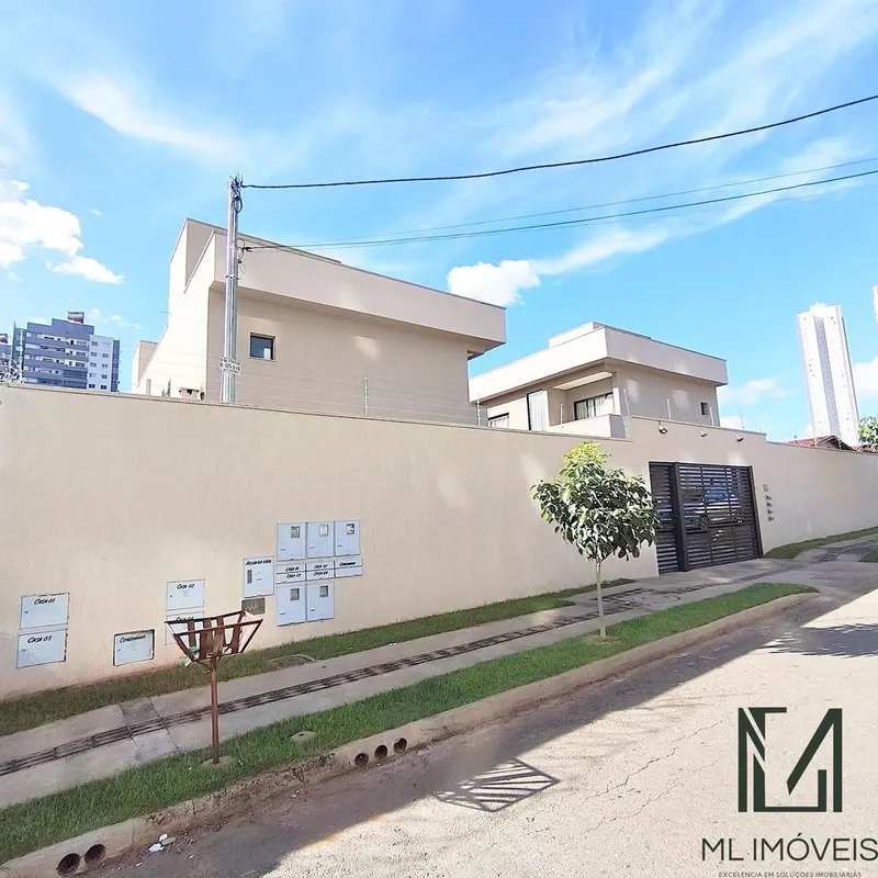  Vendo Sobrado em Condomínio no Jardim Atlântico, Goiânia. Lote - 210m2Área - 18...