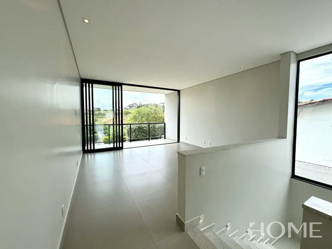 Jardim Botânico Condomínio fechado - Quintas do SolResidência contemporânea recé...