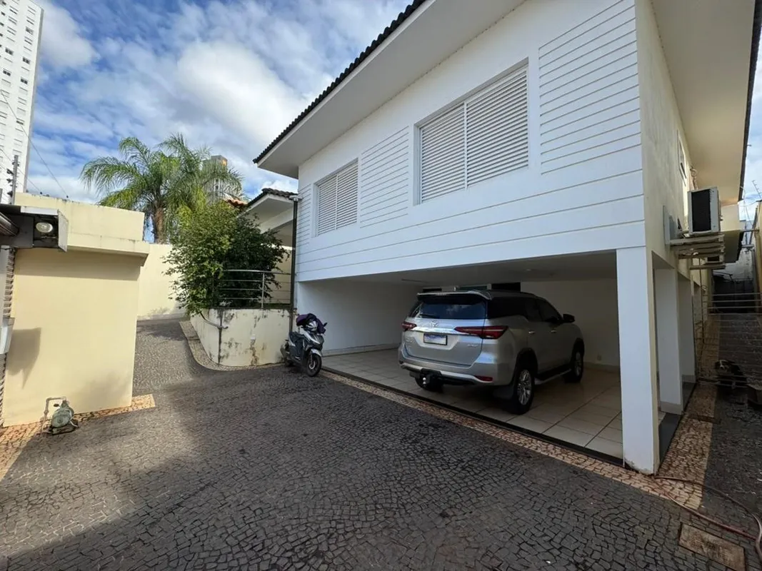 Casa à Venda 404 SulImóvel amplo, funcional e completo, ideal para quem busca co...