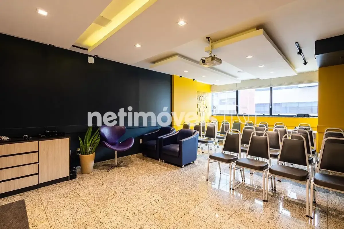 Sala comercial de alto padrão l Excelente oportunidade!Apresentamos uma excelent...