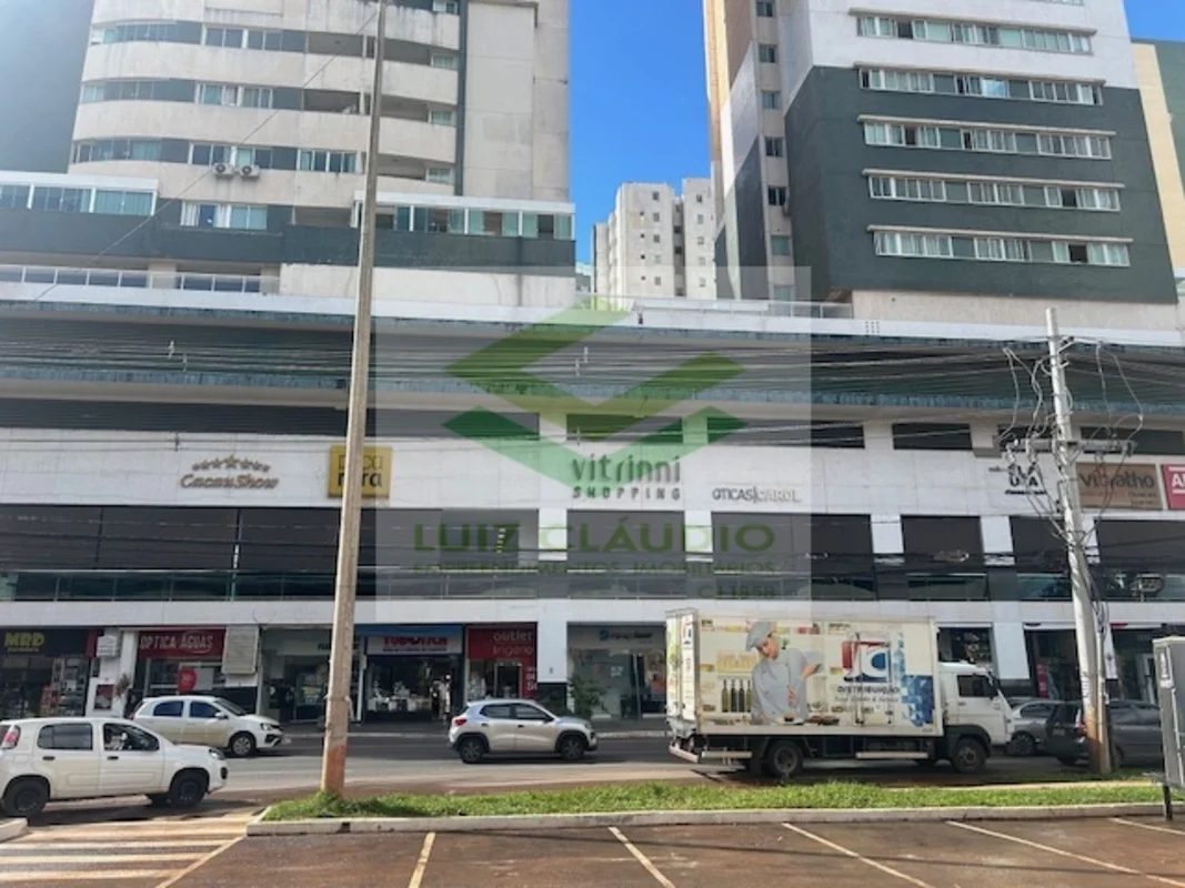 Loja 187 no 1º pavimento do Vitrinni Shopping, próximo a praça de alimentação. A...
