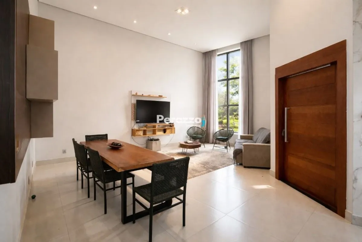 Casa de Alto Padrão no Alphaville Residencial 2 com 3 Quartos, sendo 1 Suíte e 1...