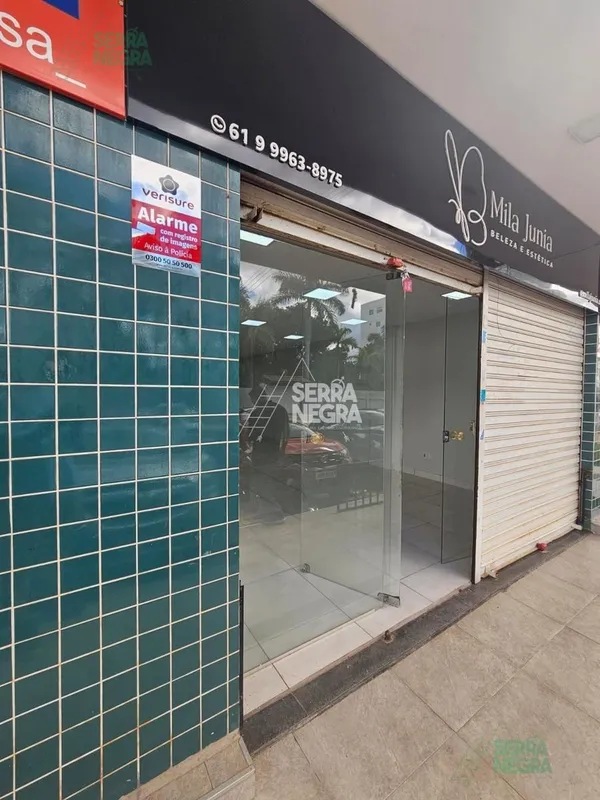 - Área total: 60m²- Iluminação em Led- Blindex na entrada- Piso em cerâmica - 01...