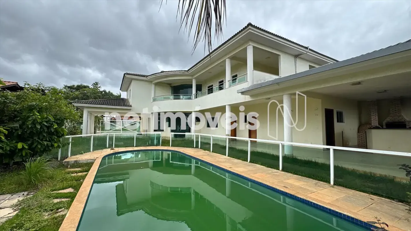 Sobrado para locação no condomínio AMOBB, ideal para quem busca conforto, espaço...