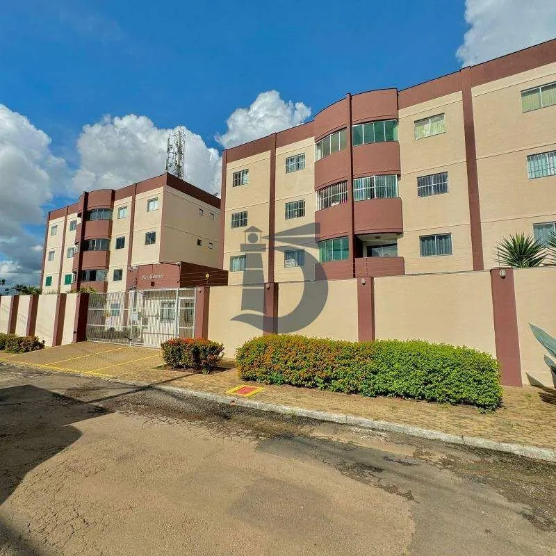 Apartamento no 3º andar com aproximadamente 70m², contendo: 03 dormitórios sendo...
