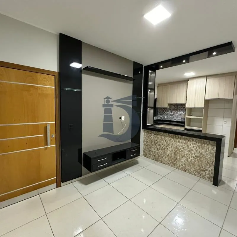 Casa residencial com aproximadamente 140m² de construção contendo 03 dormitórios...